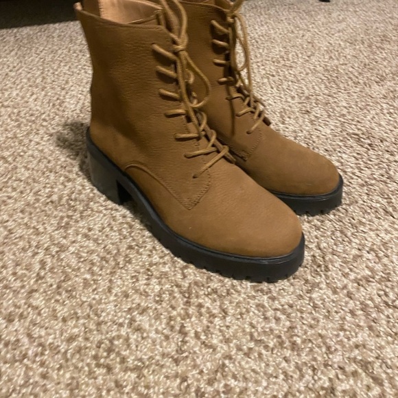 Madewell Bradley lug sole lace up boot - Picture 6 of 8